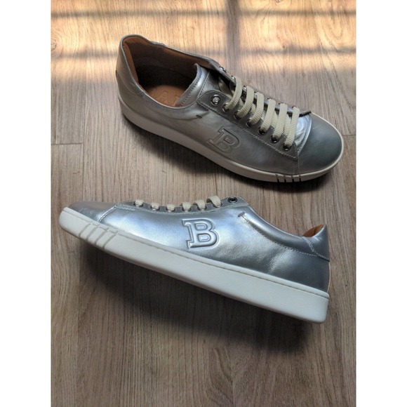 Bally Wivian Metallic Silver Leather Sneakers Womens 8 EU 38.5 $790